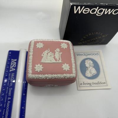 Wedgewood Trinket Box