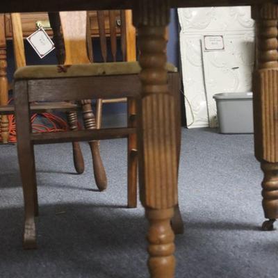 Square Oak Table with 4 Chairs