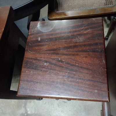 Vintage Mahogany Finish Side Table