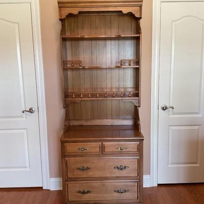 Thomasville American Style Hutch (2 of 2)