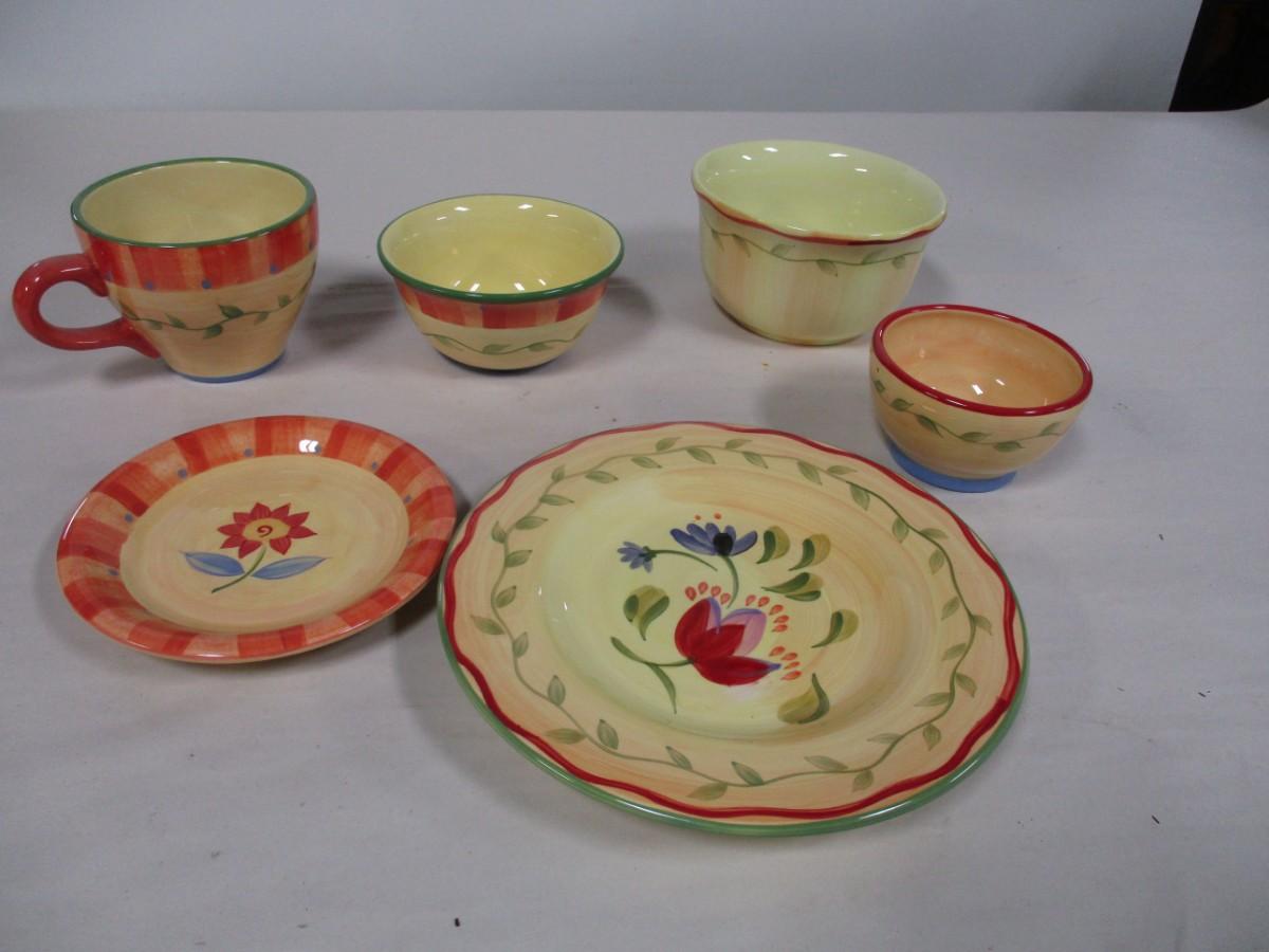 Hand Painted Napoli Pfaltzgraff Dishes | EstateSales.org