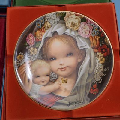 4 Schmid Plate Set Mother & Child Collection Juan Ferrandiz