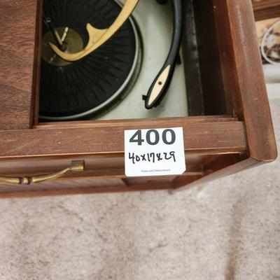 Magnavox Stereophonic High Fidelity Console AM FM Record player 40x17x29