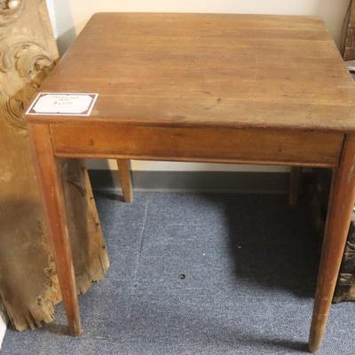 Square Oak Table - 30 x 30 x 30 inches