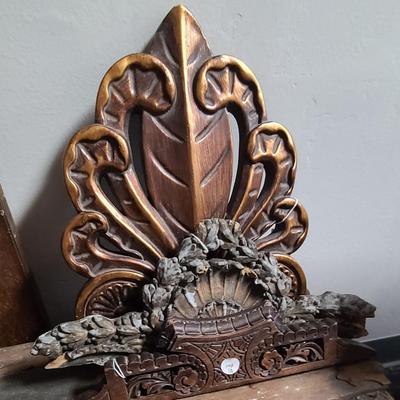 3 Decorative Wooden Pieces
