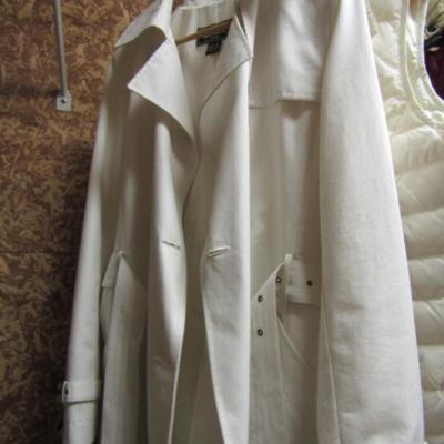 Collection of Ladies Fashion Coats and Jackets Eddie Bauer, Columbia, London Fog, and More