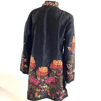 Lot 540 Vintage ANU 100% Silk / Embroidered Jacket