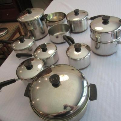 Large Set of Revere Ware Pots and Pans Good Condition