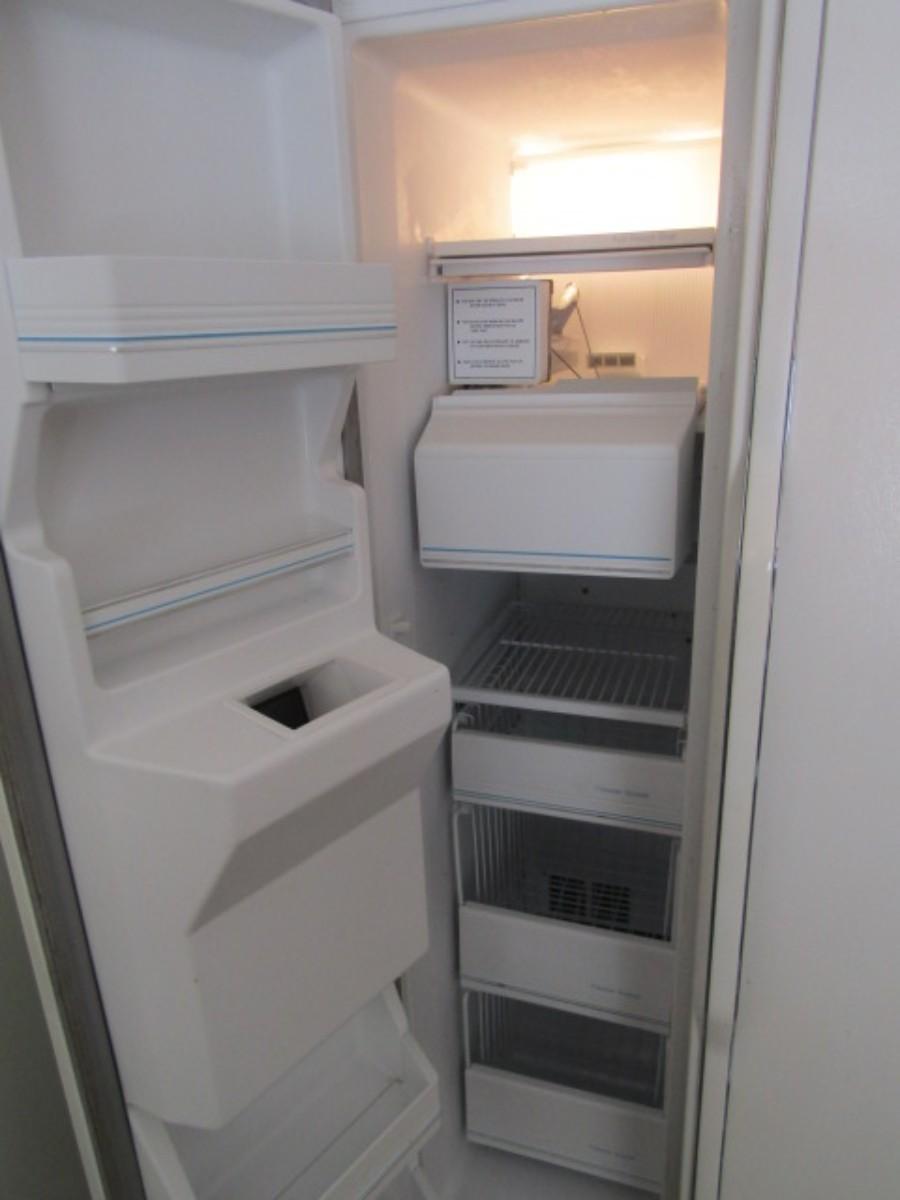 KitchenAid Superba Side by Side Refrigerator Freezer with Ice Maker