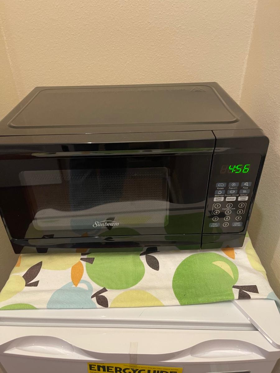 Sunbeam microwave. Barely used