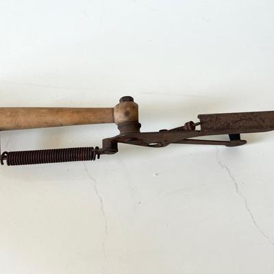 Vintage Wood Handle Skeet Thrower