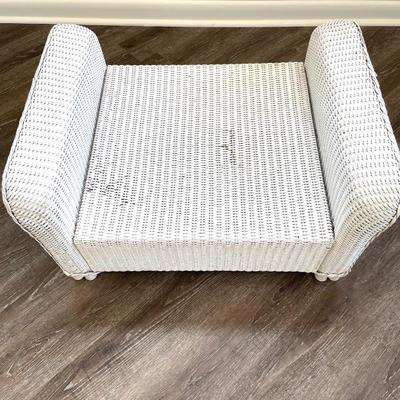 Wicker Ottoman With Indoor/Outdoor Cushion