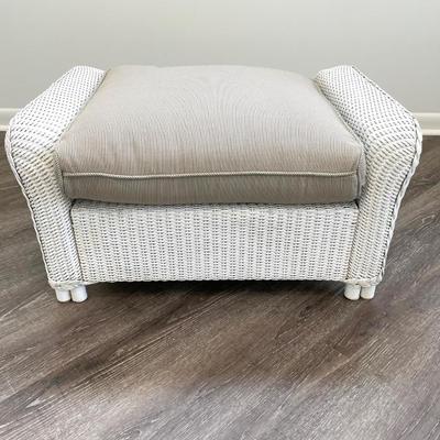 Wicker Ottoman With Indoor/Outdoor Cushion
