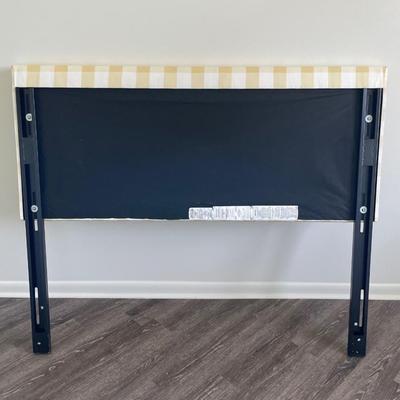 SKYLINE Furniture Queen Upholstered Headboard