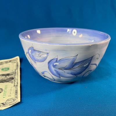 5-3/4â€ DIAMETER BLUE LEAFY BOWL CALIFORNIA DESIGN