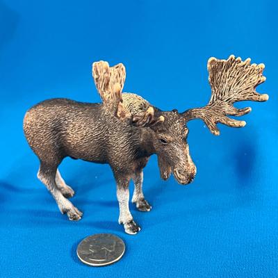 3-3/4â€ TALL PLASTIC MOOSE FIGURE
