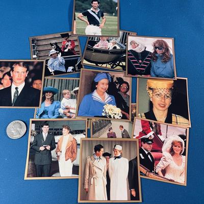 OLDER ROYAL FAMILY PHOTOS CALENDAR CLIPS 12 CT.