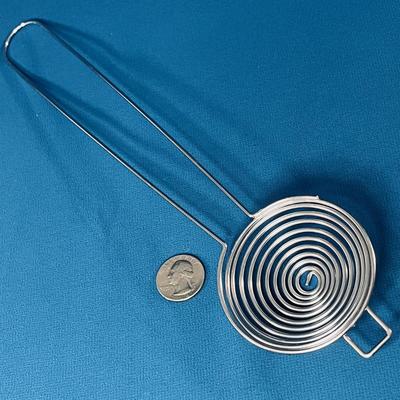 COIL STYLE EGG SEPARATOR