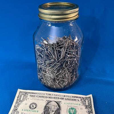 QUART JAR OF 1-1/2â€ FINISH NAILS 