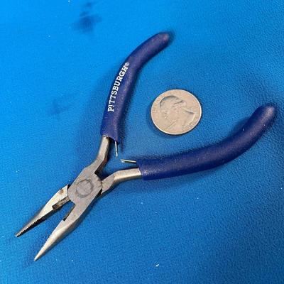 PITTSBURGH NEEDLE NOSE PLIERS 4-1/2â€ LONG