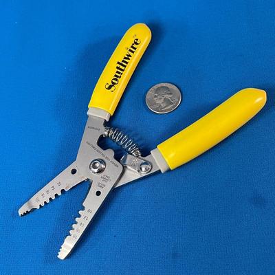 SOUTHWIRE EXCELLENT WIRE STRIPPER TOOL
