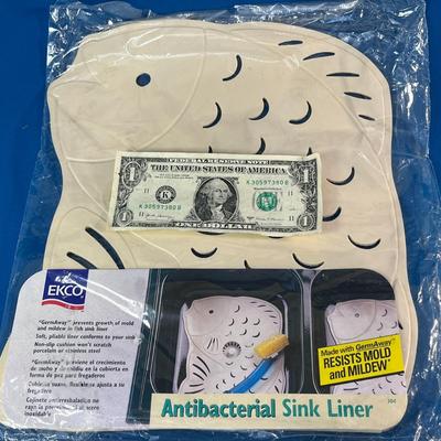 FISH SHAPED ANTIBACTERIAL SINK LINER