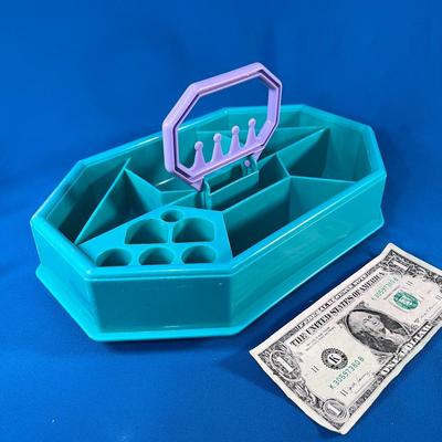 COSMETIC ORGANIZER CADDY