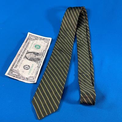 VINTAGE NARROW MENâ€™S NECKTIE HALF SILK