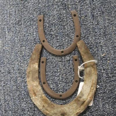3 Horseshoes