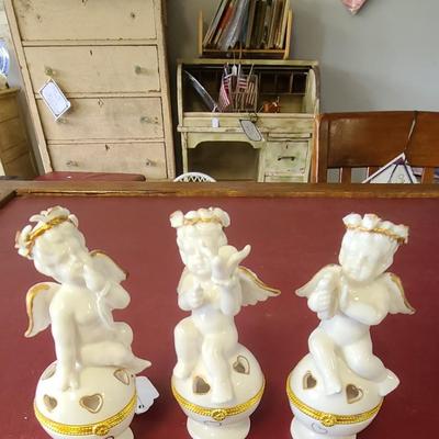 3 Cherubs - Hinged Compartments 5 inches tall