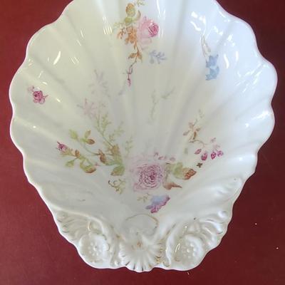 German Shell Bowl - 9 x 10 inches