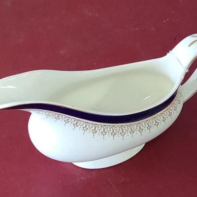 Gravy Boat - Beatrice England - 8 1/2 inches long