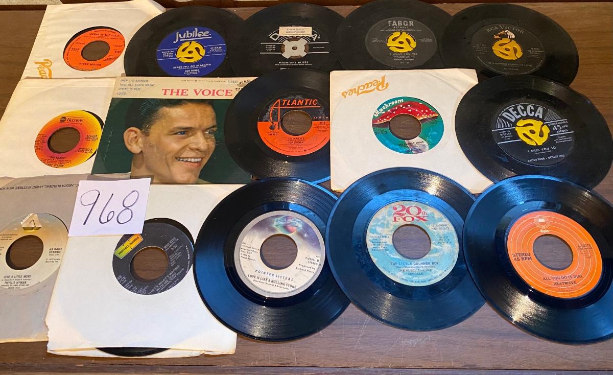 Vintage 45rpm Records | EstateSales.org