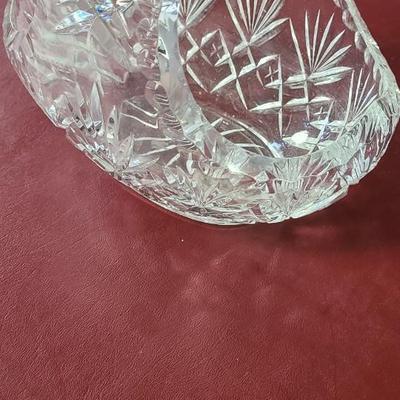 Beautiful Glass Basket  - 8 x 5 inches