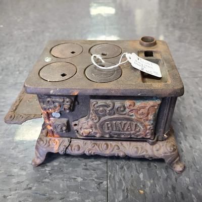 Rival Antique Iron Toy Stove  8 1/2 x 5 inches and 5 inches tall