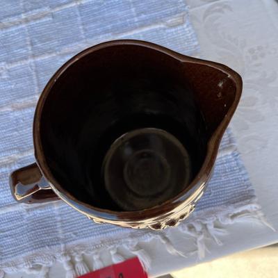 Bennington Grapes Pitcher