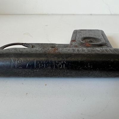 Early Vintage 1928 Daisy No.71 Metal Water Pistol Squirt Gun Toy