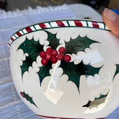 Lefton Holly Mixing bowl