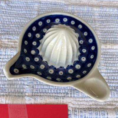 Polish Blue & White Pottery Lemon Reamer
