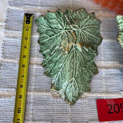 California Originals MCM Grape Leaf Wall Pockets