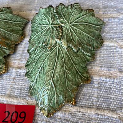 California Originals MCM Grape Leaf Wall Pockets