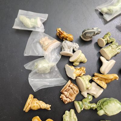 Total of 70 Wade Rose Tea Figurines
