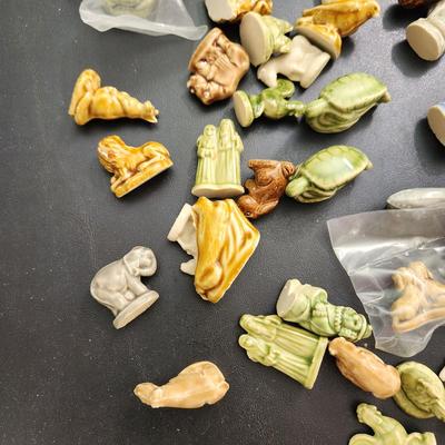 Total of 70 Wade Rose Tea Figurines