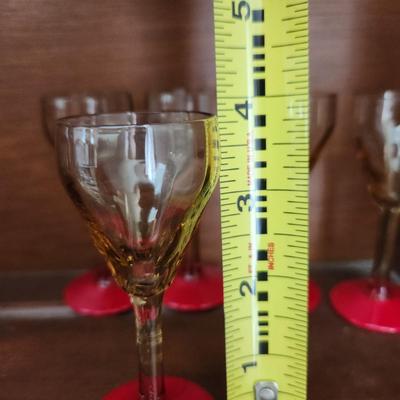Red /Clear Glass Decanter w 5 Cordial Glasses