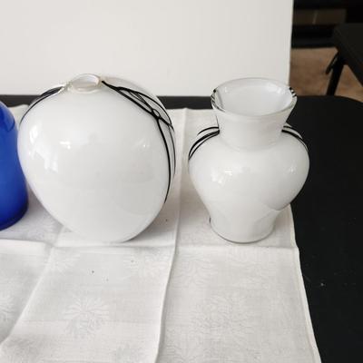 4 Pieces Mid Century Art Glass Vases