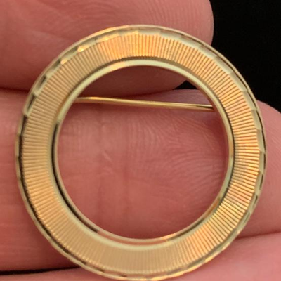 14k Gold Pin / Locket Lot -Lot J1004 - 14 grams total