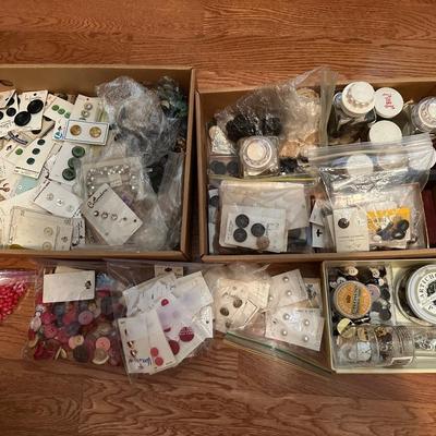 Vintage Buttons Lot