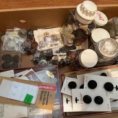 Vintage Buttons Lot