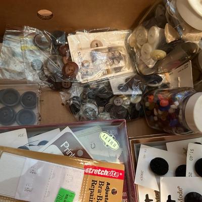 Vintage Buttons Lot