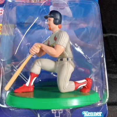 MARK MCGWIRE STARTING LINEUP 1998 EDITION IN ORIGINAL PACKAGE